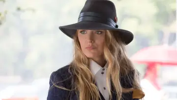 Backdrop to the movie "A Simple Favor" #273646