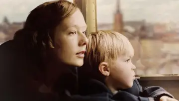 Backdrop to the movie "Becoming Astrid" #1868885