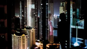 Backdrop to the movie "The Cleaners" #1580442