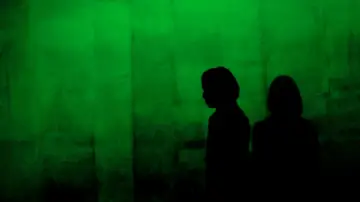 Backdrop to the movie "The Cleaners" #1580443