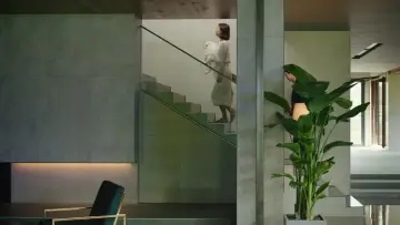 Backdrop to the movie "Parasite" #525805