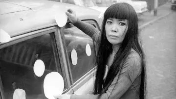 Backdrop to the movie "Kusama: Infinity" #1627845