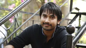 Backdrop to the movie "Rangula Ratnam" #968472