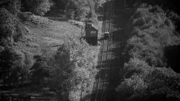 Backdrop to the movie "Loving Memory" #1912745