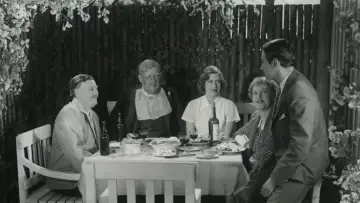 Backdrop to the movie "Familien Olsen" #741557