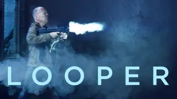 Backdrop to the movie "Looper" #696810