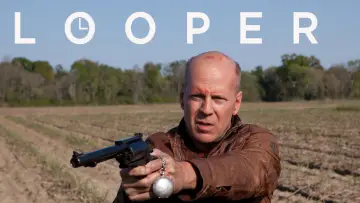 Backdrop to the movie "Looper" #696822