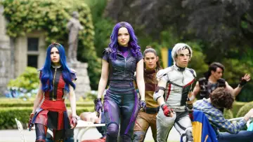 Backdrop to the movie "Descendants 3" #1799355