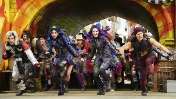 Backdrop to the movie "Descendants 3" #188852