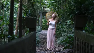 Backdrop to the movie "Celeste" #744093