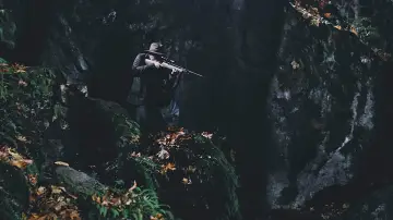 Backdrop to the movie "Alone" #290652