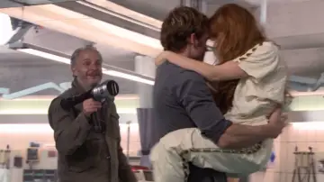 Backdrop to the movie "The Mockingjay Lives: The Making of the Hunger Games: Mockingjay Part 1" #1753404