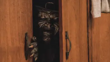 Backdrop to the movie "Leprechaun Returns" #1001467
