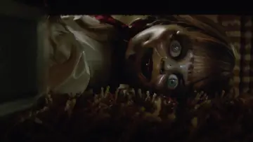 Backdrop to the movie "Annabelle Comes Home" #285813