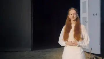 Backdrop to the movie "Midsommar" #1576168