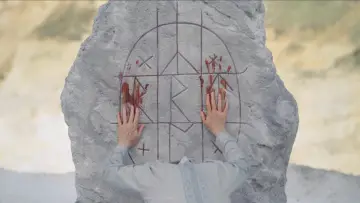 Backdrop to the movie "Midsommar" #235141