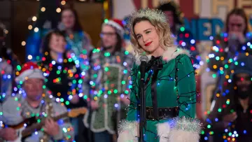 Backdrop to the movie "Last Christmas" #726249