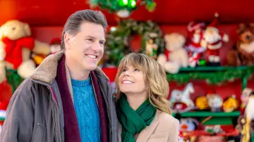 Backdrop to the movie "Christmas in Love" #1893442