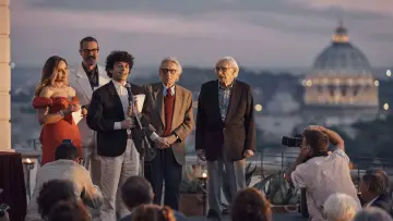 Backdrop to the movie "Magical Nights" #1818155