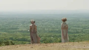 Backdrop to the movie "Emma." #693272