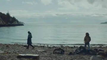 Backdrop to the movie "Little Fish" #1279622