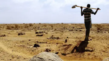 Backdrop to the movie "The Gravedigger