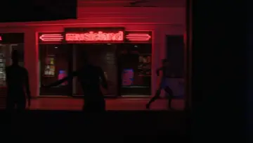 Backdrop to the movie "Fear Street: 1994" #1645491