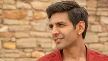 Backdrop to the movie "Love Aaj Kal" #919367