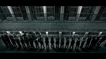 Backdrop to the movie "July 14" #972405