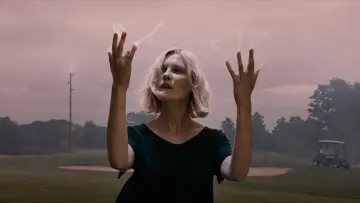 Backdrop to the movie "Melancholia" #787250