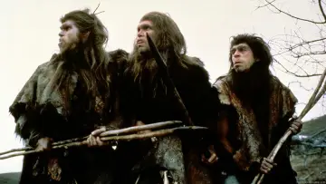 Backdrop to the movie "Quest for Fire" #241086
