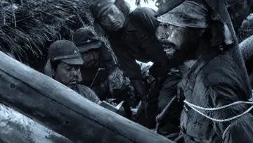 Backdrop to the movie "Under the Flag of the Rising Sun" #1872327