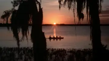 Backdrop to the movie "Treasure of Matecumbe" #1860063