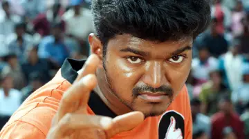 Backdrop to the movie "Ghilli" #1100795