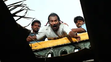 Backdrop to the movie "Ghilli" #1100866