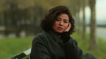 Backdrop to the movie "An Autumn