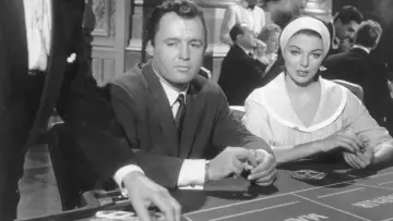Backdrop to the movie "Seven Thieves" #1651964