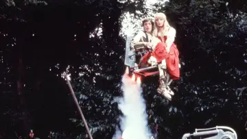 Backdrop to the movie "Unidentified Flying Oddball" #1587855