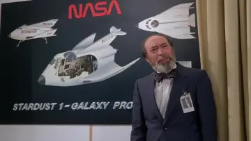 Backdrop to the movie "Unidentified Flying Oddball" #1587861