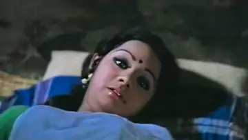 16 Vayathinile Poster
