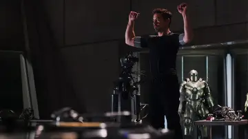 Backdrop to the movie "Iron Man 3" #1626307