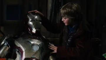 Backdrop to the movie "Iron Man 3" #1626332