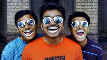 Backdrop to the movie "Nanban" #893035