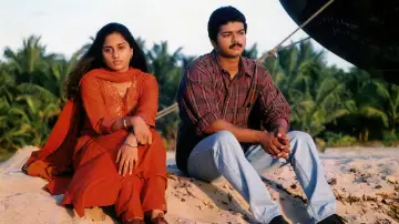 Backdrop to the movie "Kadhalukku Mariyaadai" #1157692
