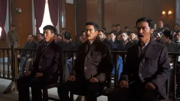 Backdrop to the movie "Hero" #1854357
