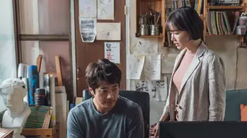 Backdrop to the movie "Hitman: Agent Jun" #906187