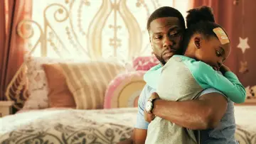 Backdrop to the movie "Fatherhood" #895050