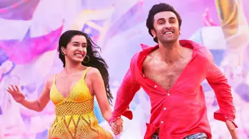 Backdrop to the movie "Tu Jhoothi Main Makkaar" #385233
