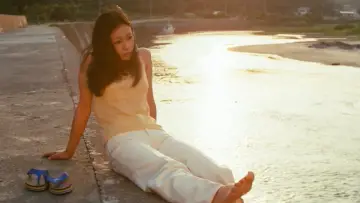 Backdrop to the movie "A Certain Seductive Summer" #948446
