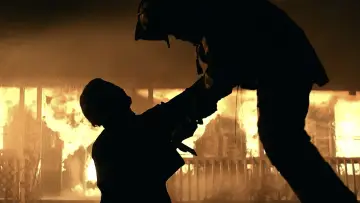 Backdrop to the movie "Halloween Kills" #722139